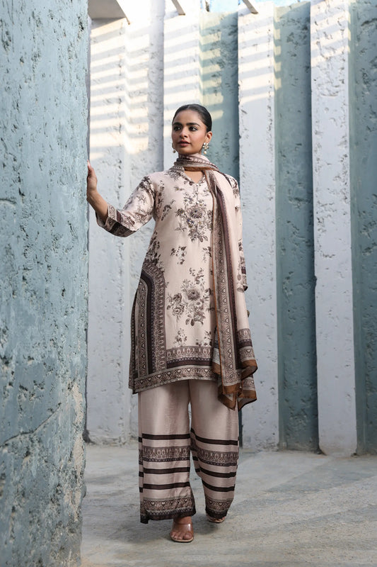 Printed Kurta with Flare Pant with light Embellish
