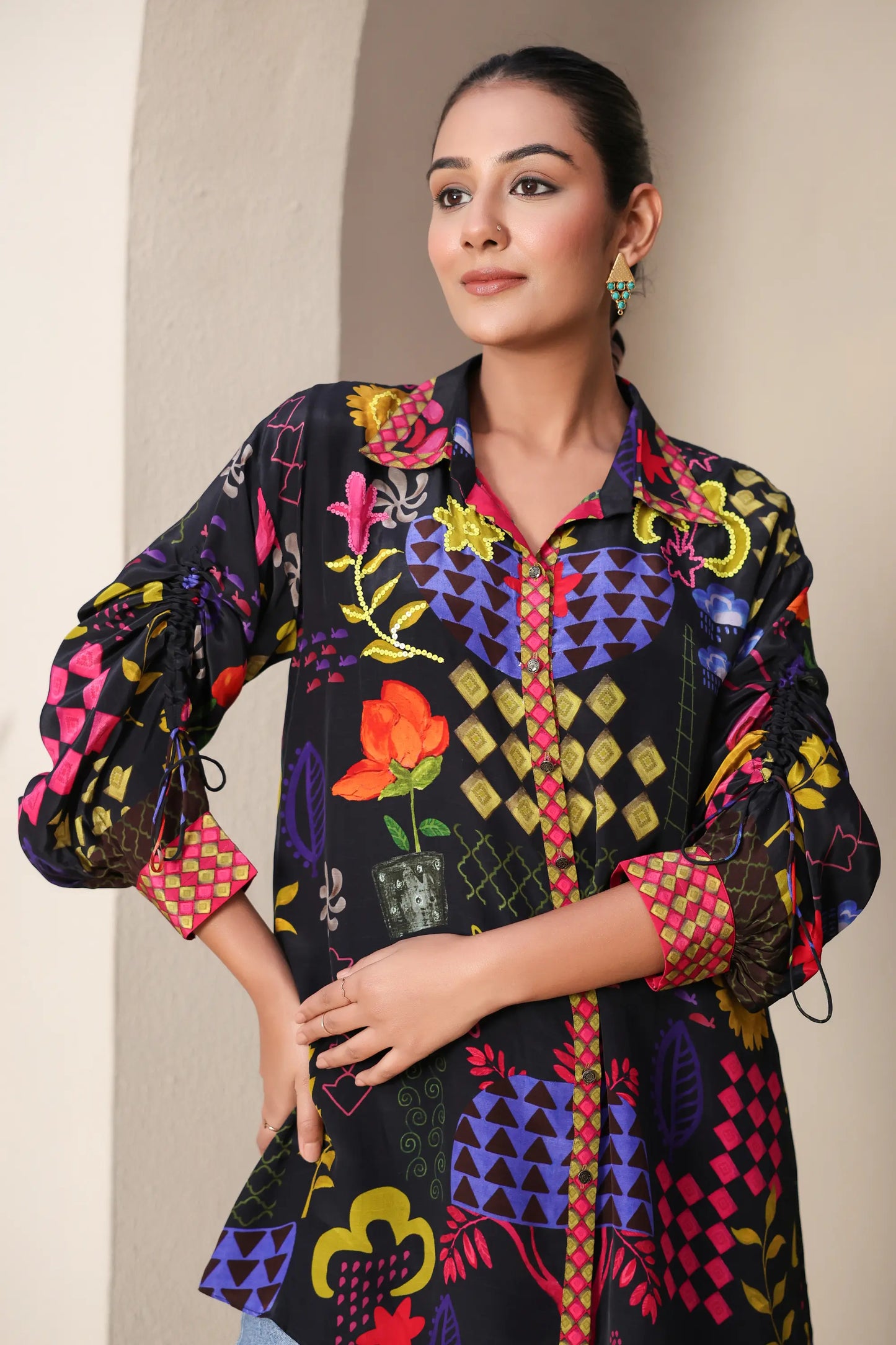 Printed Short Top with light Embellish