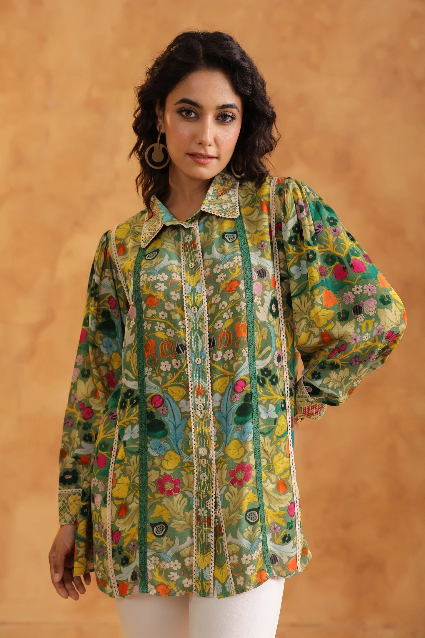 Printed Short Top with Lace work