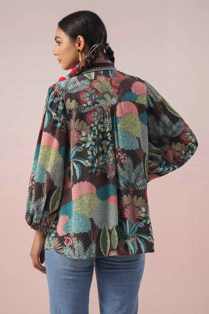 Printed Short Top with light machine emb. On Collar